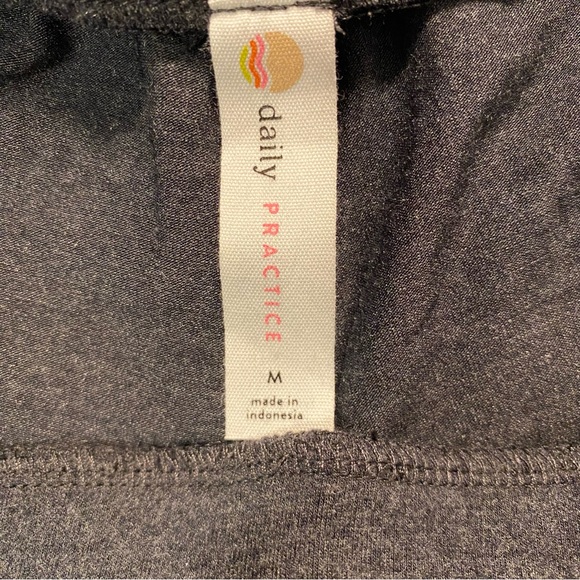 Anthropologie Daily Practice Ruched Dark Gray Leggings - Picture 6 of 14